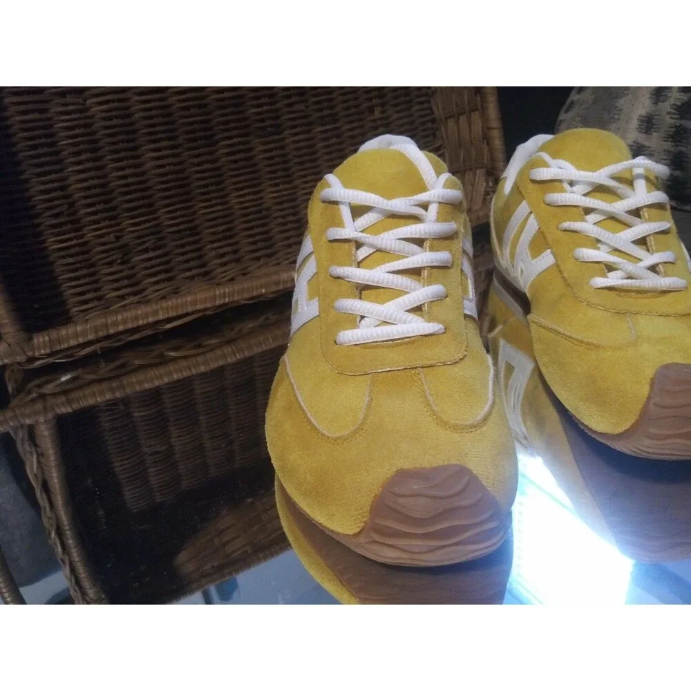 N/A step into